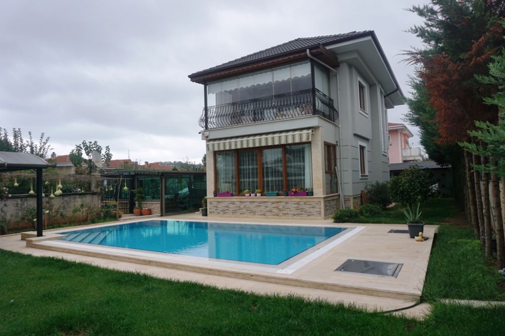 ŞİLE SATILIK VİLLA HAVUZLU MUSTAKİL 500 M2 ARSADA 4+1