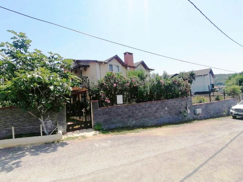 Özkan Gayrimenkul / Şile satılık villa arsa daire ŞİLE ÇAVUŞ