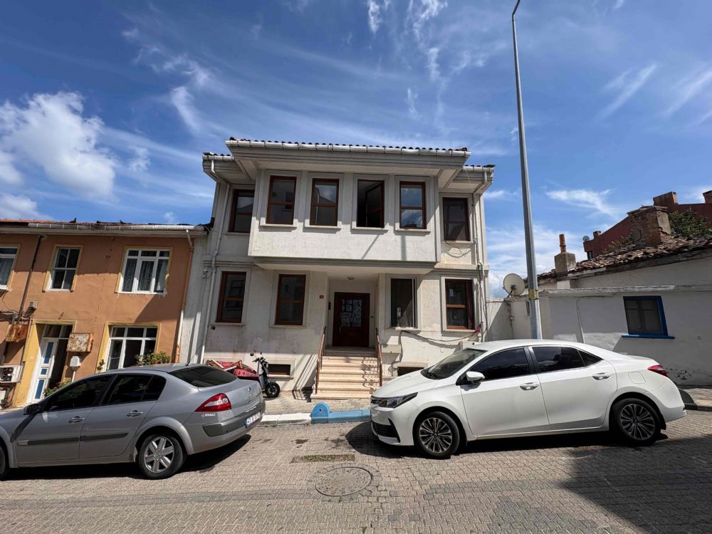 ŞİLE MERKEZ KİRALIK 450 M2 İŞYERİNE KOMPLE BİNA 